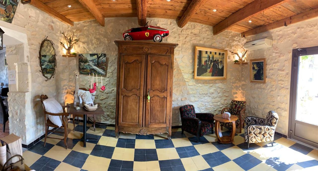 Logis Hotel Restaurant Hostellerie De La Tour Fontvieille Dış mekan fotoğraf